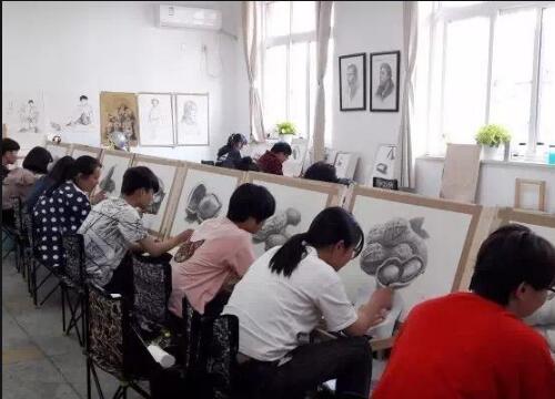 去参加南京美术培训需要哪些条件?有这些技巧可以去使用!